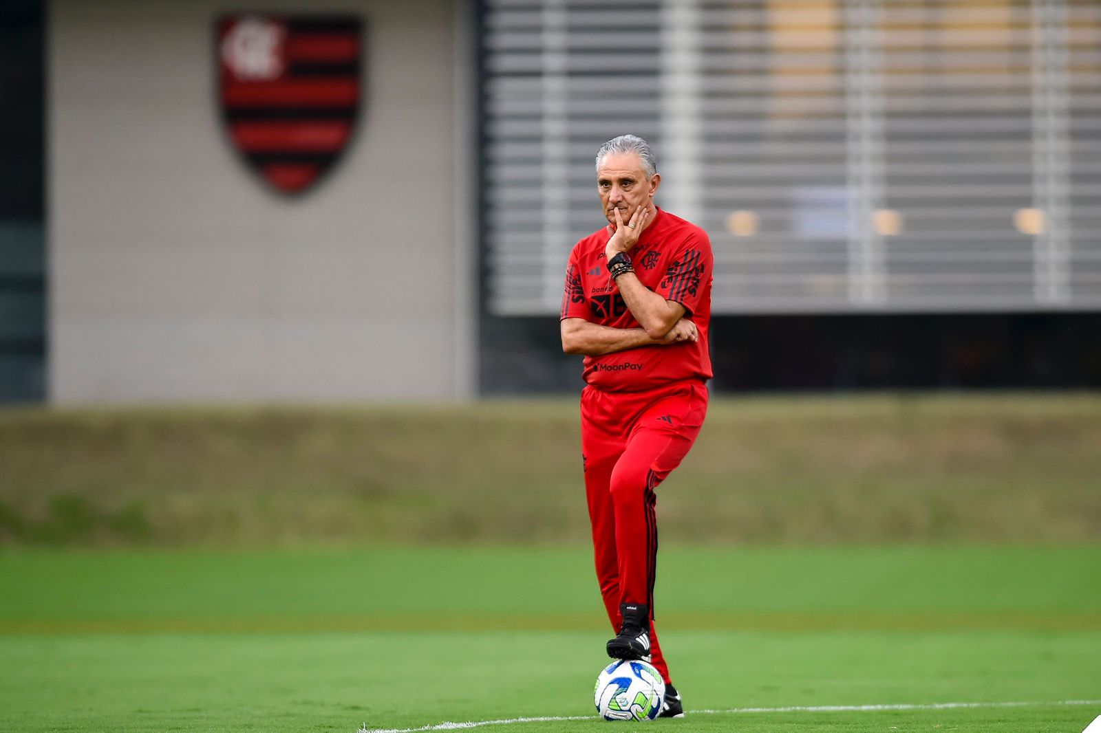 TITE TERÁ A CHANCE DE OBSERVAR JOIA DA BASE DO FLAMENGO NA SEMIFINAL DO BRASILEIRÃO SUB-17